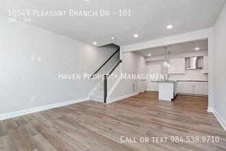 10549 Pleasant Br Dr in Raleigh, NC - Building Photo - Building Photo