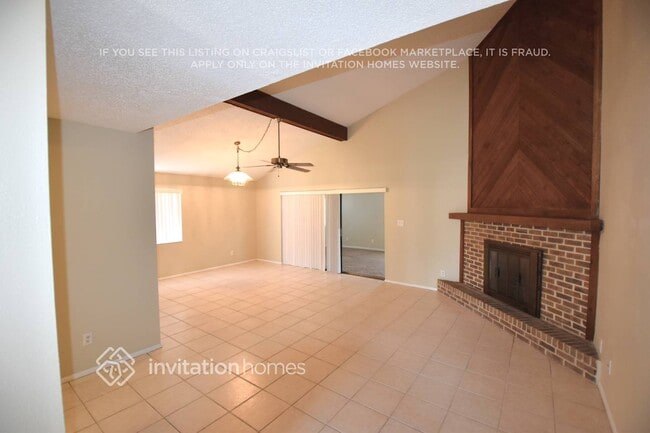 2501 E Timberlane Dr in Plant City, FL - Building Photo - Building Photo