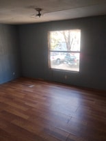 121 S Pine St in Nashville, AR - Building Photo