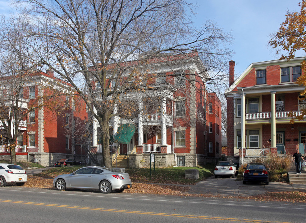 269 Richmond Ave in Buffalo, NY - Building Photo