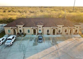 5 Agave St in Roma, TX - Building Photo
