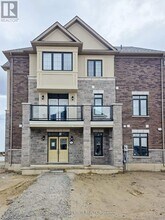 83 Claremont Dr in Brampton, ON - Building Photo - Building Photo