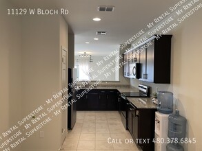 11129 W Bloch Rd in Tolleson, AZ - Building Photo - Building Photo