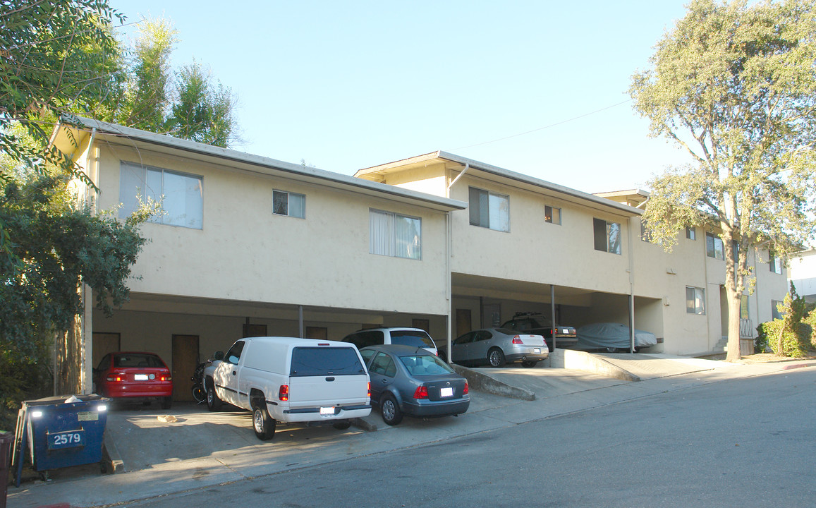 132 Village Ct in Walnut Creek, CA - Building Photo