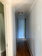 1301 SW Clay St, Unit B - Upstairs in Topeka, KS - Building Photo - Building Photo