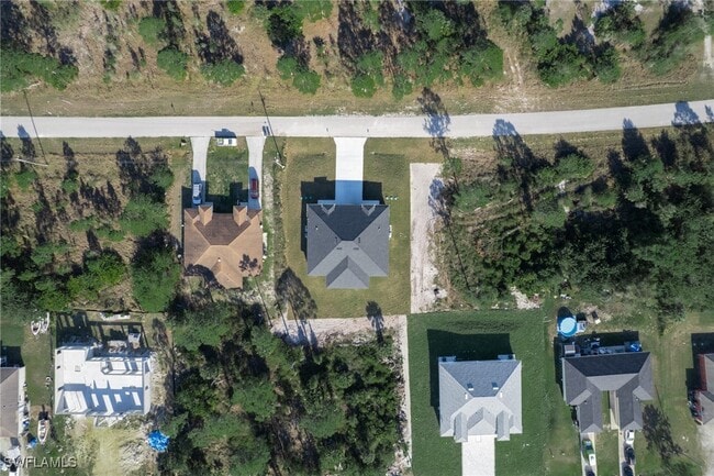 926-926 Countess Ave in Lehigh Acres, FL - Building Photo - Building Photo