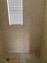 7130 Rue Versailles Dr-Unit -9 in Miami Beach, FL - Building Photo - Building Photo