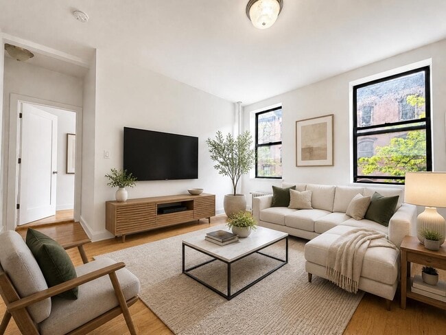 29 W 12th St, Unit 3A