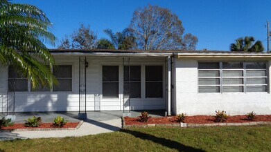 1550 5th Ct in Vero Beach, FL - Building Photo - Building Photo
