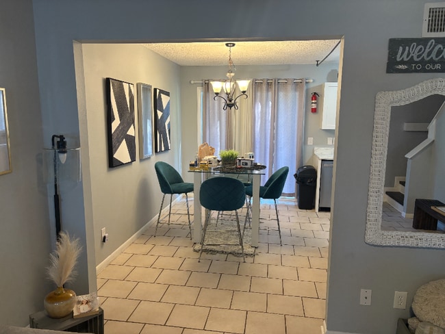 614 Warn-Ree Cir in New Smyrna Beach, FL - Building Photo - Building Photo