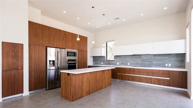 1618 Amherst Ave in Los Angeles, CA - Building Photo - Building Photo