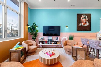 33 S Ashland Ave in Chicago, IL - Building Photo - Building Photo