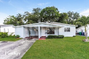 3751 NW 9th Ct in Fort Lauderdale, FL - Building Photo