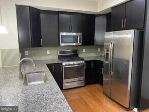 3198 Yeager Dr in Herndon, VA - Building Photo - Building Photo