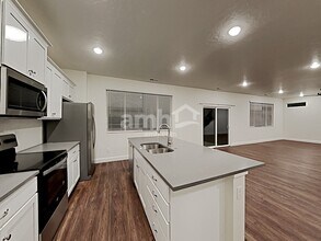 9446 W Hiden Stream St in Star, ID - Building Photo - Building Photo