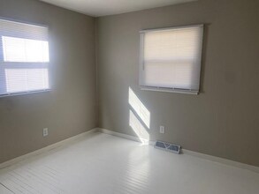 1873-1875 E Post Rd in Beloit, WI - Building Photo - Building Photo