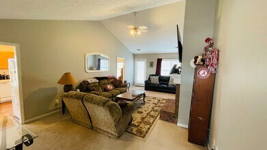 292 Chinaberry Ct in Auburn, AL - Building Photo - Building Photo