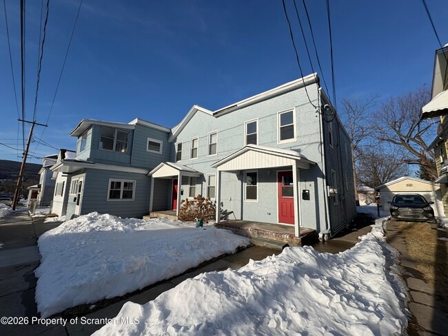 property at 511 Oak St