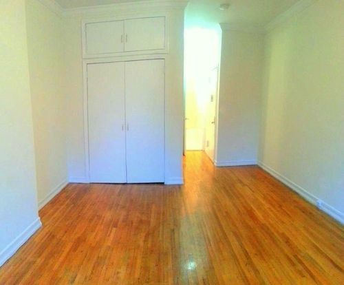 323 E 83rd St-Unit -23D in New York, NY - Building Photo - Building Photo