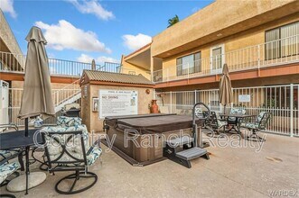 454 Riverfront Dr in Bullhead City, AZ - Foto de edificio - Building Photo