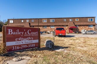 Pinebrook Apartments in El Dorado, KS - Building Photo - Primary Photo