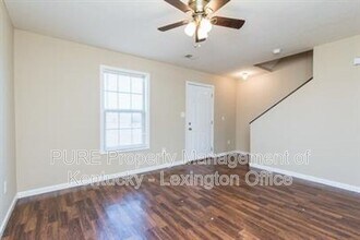 1006 Whipporwill in Berea, KY - Building Photo - Building Photo