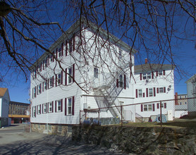 1334 S Main St in Fall River, MA - Building Photo - Building Photo