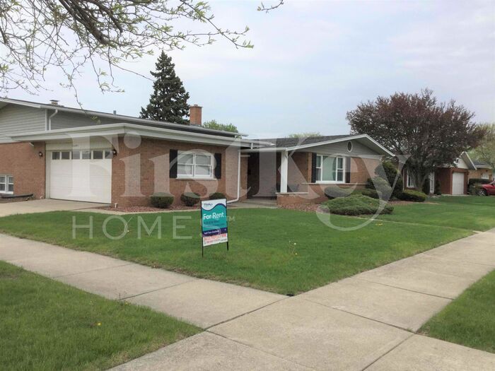 16601 Langley Ave in South Holland, IL - Building Photo