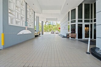 9341 Collins Ave in Surfside, FL - Building Photo - Building Photo