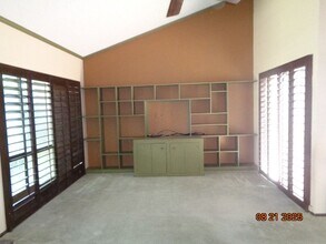 44121 Planet Cir in Lancaster, CA - Building Photo - Building Photo