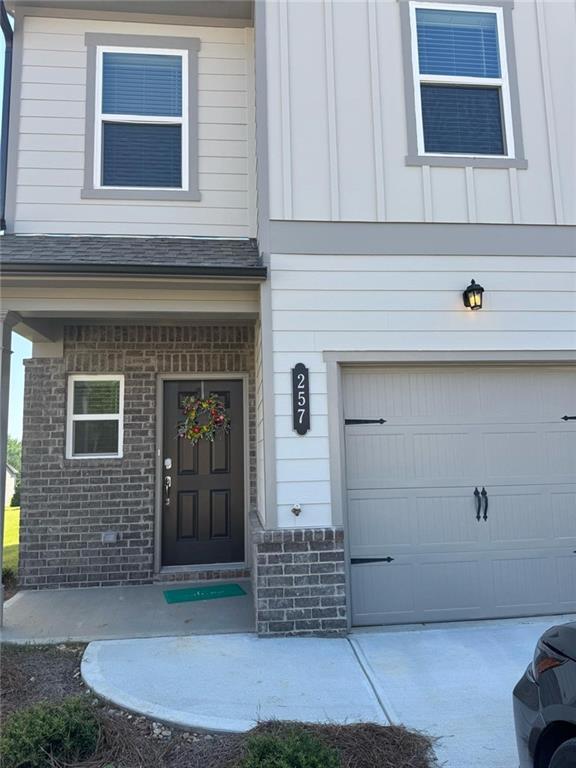 property at 257 Kenoot Dr