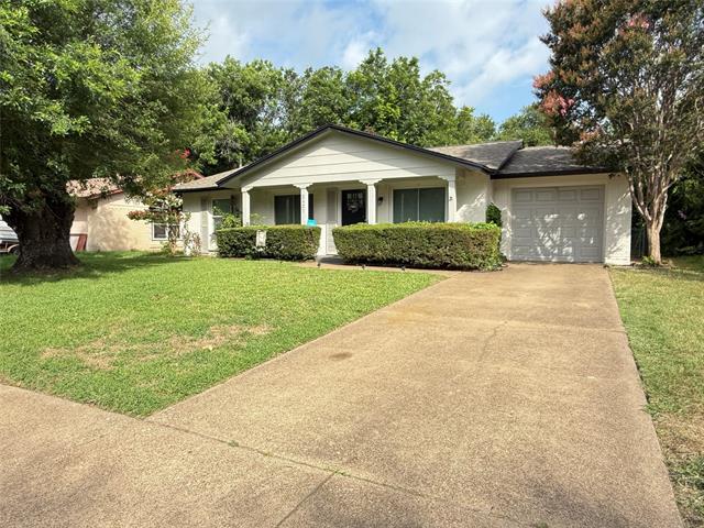 2621 Trinity St in Irving, TX - Building Photo - Building Photo