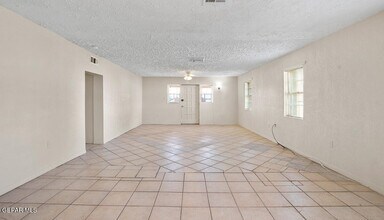 6794 2nd St in Canutillo, TX - Building Photo - Building Photo