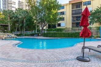 3400 NE 192 St in Miami, FL - Building Photo - Building Photo