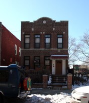 316 E 94th St Apartments