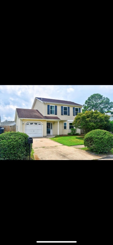 1117 Eaglewood Dr in Virginia Beach, VA - Foto de edificio - Building Photo