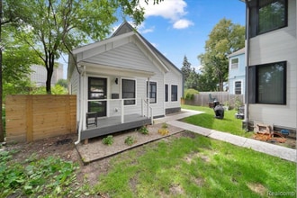 2221 Wabash St in Detroit, MI - Building Photo - Building Photo