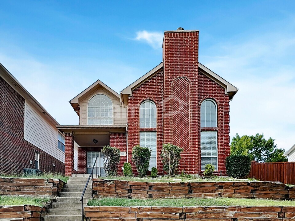 1809 Mapleleaf Dr in Garland, TX - Building Photo