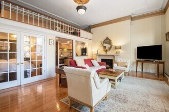 64 Commonwealth Ave in Boston, MA - Building Photo - Building Photo