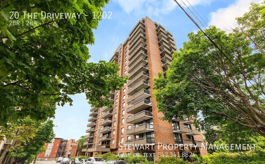 20 The Driveway in Ottawa, ON - Building Photo