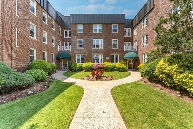 property at 185 Atlantic Ave