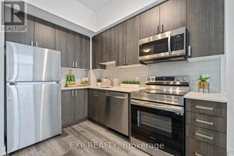 1480-1480 Bayly St in Pickering, ON - Building Photo - Building Photo