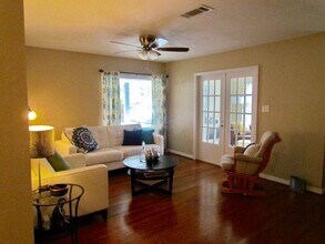 1709 Gardenia Dr in Houston, TX - Building Photo - Building Photo