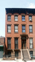 320 Cumberland St Apartments