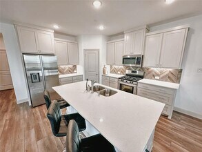 8913 Swallowtail St in Frisco, TX - Building Photo - Building Photo