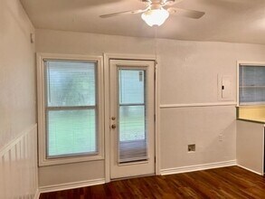 3760 Kris St in Fort Worth, TX - Building Photo - Building Photo