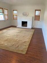 917 La Vuelta Pl in Santa Paula, CA - Building Photo - Building Photo