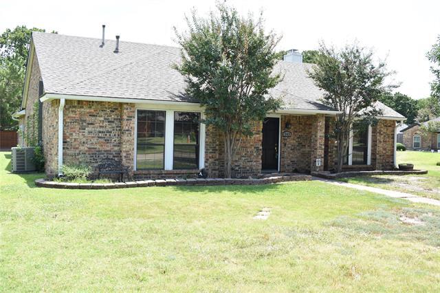 343 Ashley Dr in Coppell, TX - Building Photo