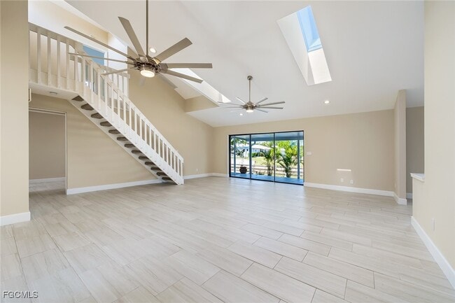 property at 1416 SE 11th Pl