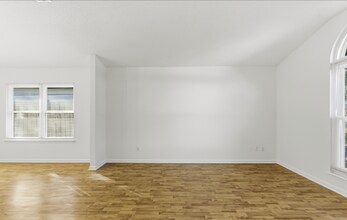 8510 Majestic Oaks Dr S in Jacksonville, FL - Building Photo - Building Photo